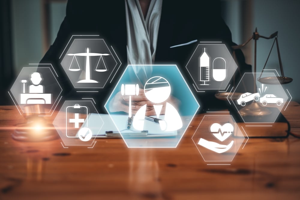VisualRepresentationOfPersonalInjuryLawWithIconsDepictingJustice