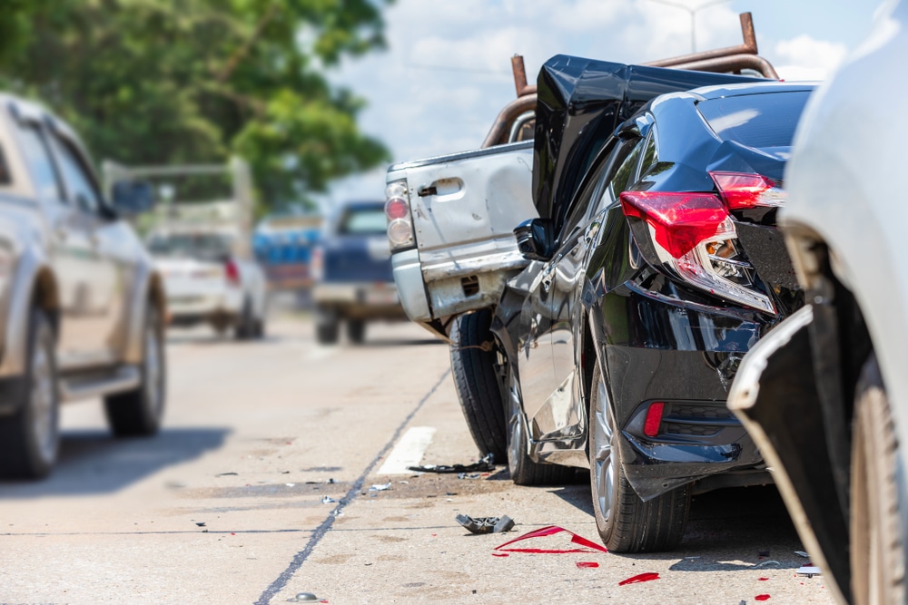 HeavyAccidentModernCarAccidentInvolvingManyCarsOnThe