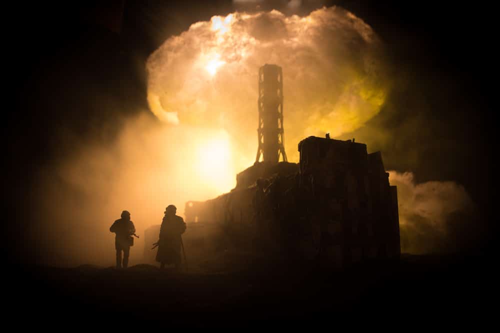 CreativeArtworkDecorationChernobylNuclearPowerPlantAtNightLayout