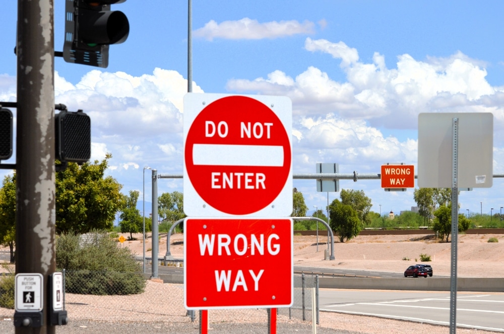PhoenixArizona-DoNotEnterSignOnAFreeway